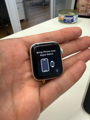 Apple Watch Se 2 - Gps 40mm Modelo A2722 Prateado Milanese Dourado-escuro Prateado (Usado)