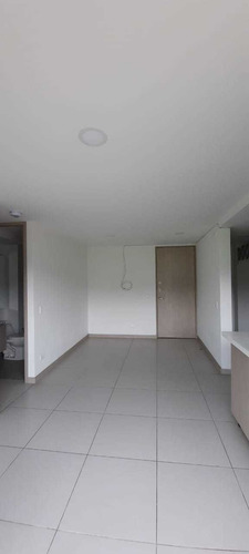 Imagen 2 de 12 de Se Arrienda Apartamento En Sabaneta, Cañaveralejo