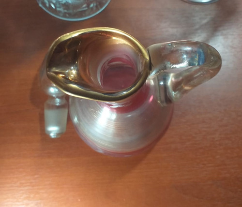 Antigua Jarra Con Tapon Con Asa Vidrio Tallado (Usado)