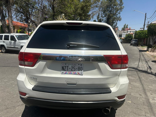 Jeep Grand Cherokee Laredo V6 Lujo 4x2 At
