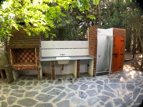 Imagen 13 de 14 de Pequeña Casa En El Bosque De Mar Azul