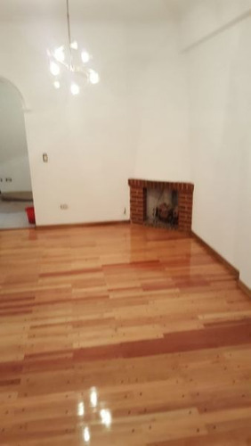 Departamento En Venta En Liniers