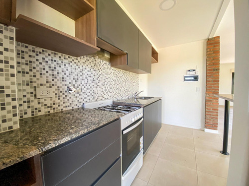 Condo Del Pinar - Dúplex Dos Dormitorios En Venta En General Lagos