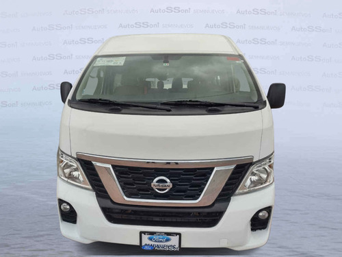 Imagen 8 de 15 de Nissan Urvan 2019 4p Amplia L4/2.5 Man 15/pas P/seg