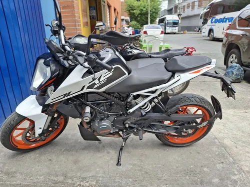Se Vende Moto Duke200 Ng Modelo 2023 Km 34600 Único Dueño So