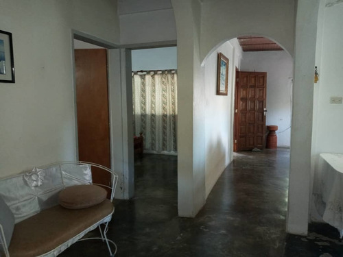 Imagen 2 de 14 de 2 Casas Calle Pardillar Lagunetica Los Teques