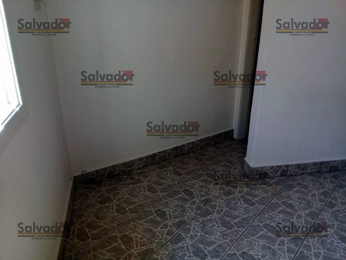 Casa Térrea Para Venda, 2 Dormitório(s), 615.0m² - 6019