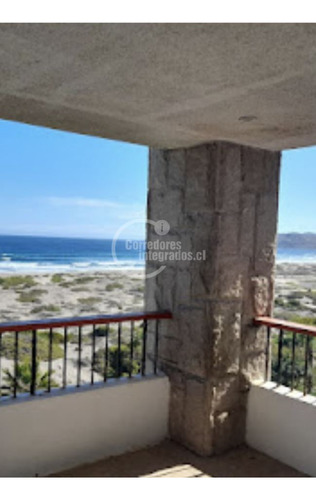 Departamento En Venta De 3 Dorm. En La Serena