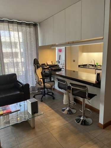 Moderno Departamento, Excelente Ubicación