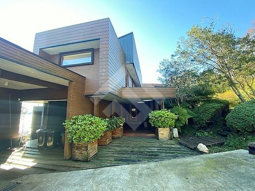 Casa En Venta En Panguipulli