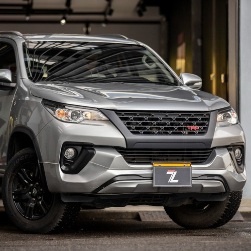 Imagen 7 de 19 de Toyota Fortuner Sw4 2.7