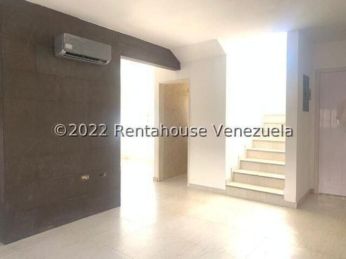 Imagen 14 de 16 de Townhouse En Venta, Puerta Maraven, Punto Fijo.