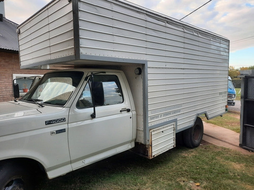 Ford 4000