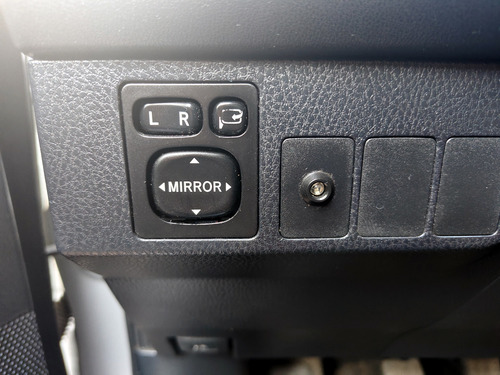 Toyota RAV4 2.0 4X2 STD MT 5P