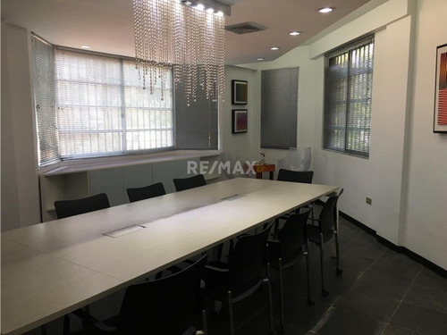 Alquiler Casa Comercial Altamira 450m2 5b/4ptos. Ideal Para Embajadas, Corporaciones, Etc