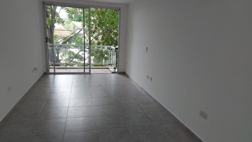 Departamento En  Venta En La Plata