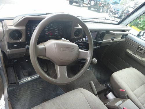 Imagen 9 de 14 de Toyota Macho Lx Sincronico 4x4