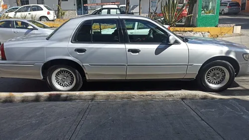 Auto En Perfectas Condiciones, Con Suspensión Nueva.