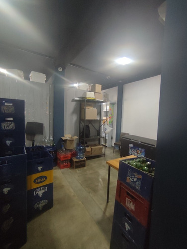 Imagen 5 de 6 de Se Vende Fondo De Comercio Licorería En San Diego, La Cumaca