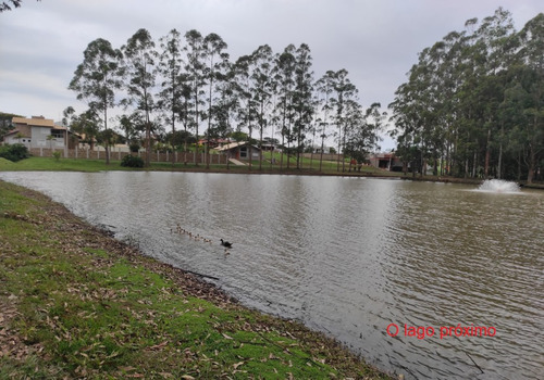Terreno Com Toda Segurança E Infraestrutura Do Condomínio Fechado Ninho Verde I, Próximo A Cidade De São Paulo!!