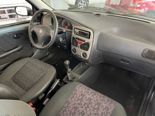 Imagem 9 de 10 de Fiat Strada 1.4 Cabine Estendida 2011