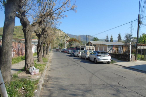 Hogar Ideal En Peñaflor: 3d/1b Y Amplio Terreno