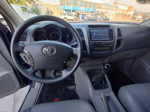 Toyota Hilux 3.0 I Srv Cab Doble 4x2 Cuero