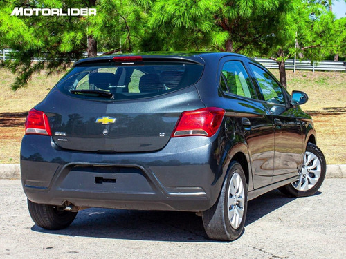 Imagen 5 de 25 de Chevrolet Onix Lt Extra Full 1.4 | Permuta / Financia