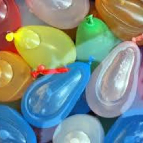 Imagen 5 de 10 de Bunch Balloon Bombucha Globitos Para Agua X 111 Bombitas