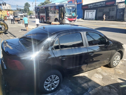 Volkswagen Voyage 2013 1.6 Vht Trend Total Flex 4p