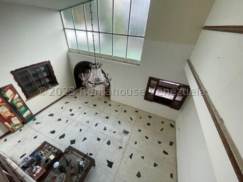 Imagen 5 de 21 de Casa A Re-modelar En Venta Prados Del Este Simon Gonzalez Mls #23-22197