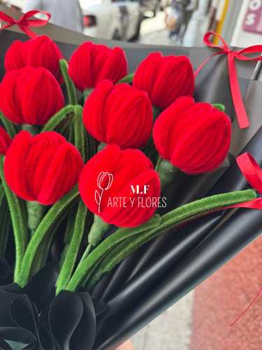 Ramo De Tulipanes Eternos De Limpiapipas Rojos 10 Piezas