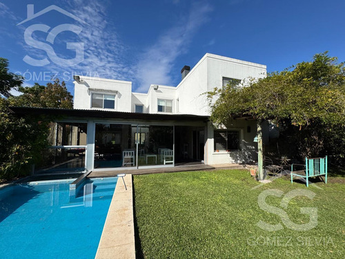 Casa En Venta 6 Ambientes Barrio Cerrado Altos Del Sol-villa Udaondo