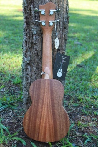 Imagem 5 de 5 de Ukulele Hawaii Concert Jukl001
