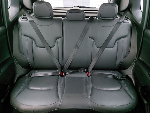 Jeep Renegade 1.8 16V FLEX LONGITUDE 4P AUTOMÁTICO