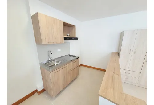 Se Arrienda Apartaestudio En Laureles 303