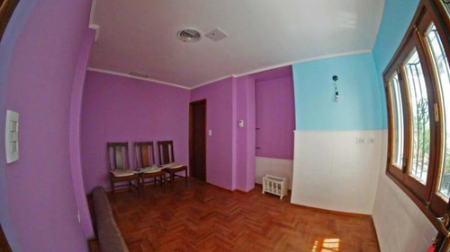 Imagen 9 de 30 de Casa Amplia En Venta Apta Para Vivienda O Uso Comercial Parque Independencia Centro Rosario