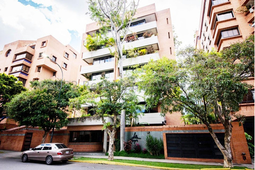 Apartamento En Venta En Campo Alegre 24-11523 Yf