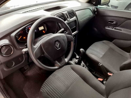 Imagem 7 de 8 de Renault Logan Authentique 1.0 16v 2017