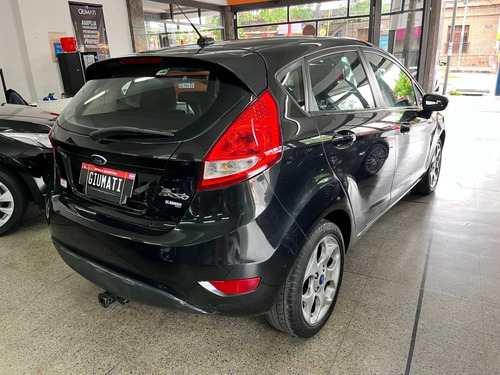 Ford Fiesta 1.6 Titanium. Año 2011. C/gnc