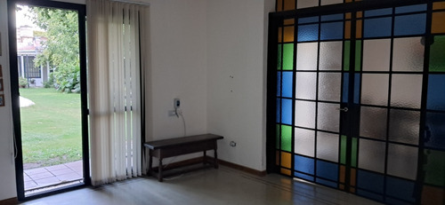 Alquilo Casa Barrio Jardin