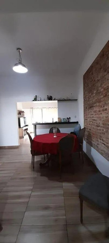 Casa En Venta Ubicado En El Palomar, Morón, G.b.a. Zona Oeste