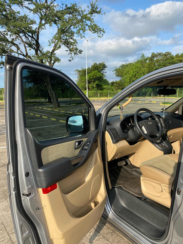 Hyundai H1 2.5 Premium 1 170cv At