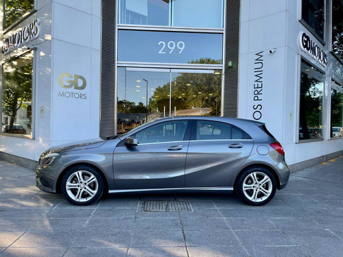 Imagen 14 de 25 de Mercedes-benz Clase A 1.6 A 200 Urban Be 156cv