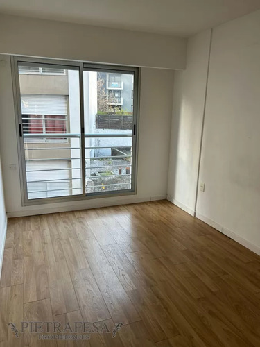 Apartamento En Venta Con Renta 1 Dormitorio, 1 Baño Y Balcón- Soriano-cordón
