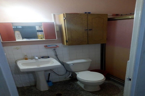 Imagen 3 de 18 de Asein975 Vende Amplia Casa En San Joaquin Sector La Camachera