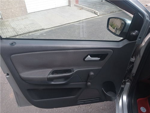 Imagem 10 de 13 de Volkswagen Fox 1.0 Mi Trend 8v Flex 4p Manual