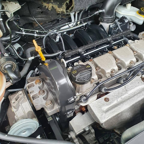 Imagem 12 de 15 de Volkswagen Fox 1.6 Mi Rock In Rio 8v Flex 4p Manual