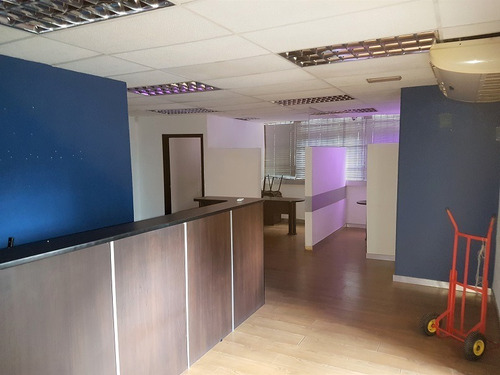 Imagen 4 de 11 de Local Para Oficina, Edificio Torre Trebol, Lomas Del Este, Alquila: Inmobiliaria Manrivoli Telef 0424-4350491