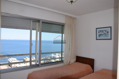 Muy Buena Ubicación En El Centro De Punta Del Este. - Ref: 2929